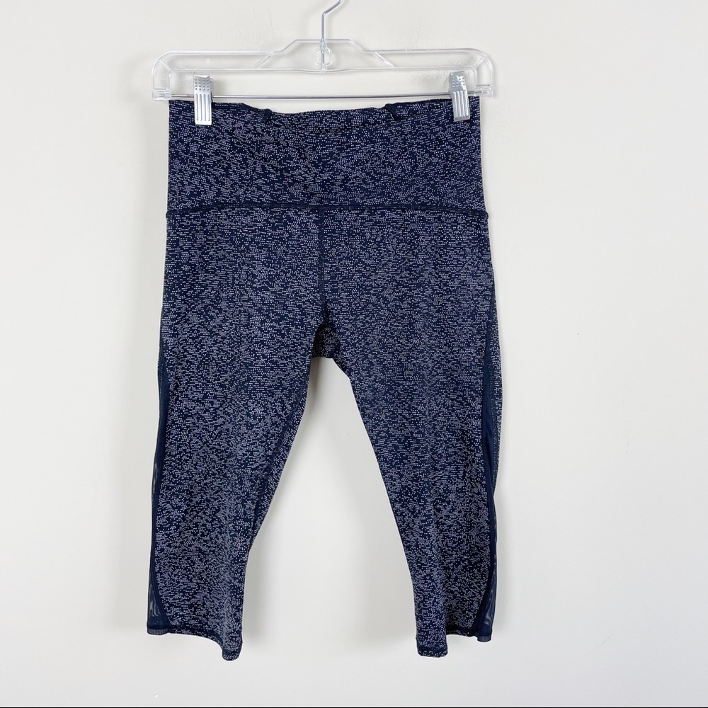 Lululemon Train Times Crop (17") Black Soundwave White Black Size 8 - Picture 2 of 8